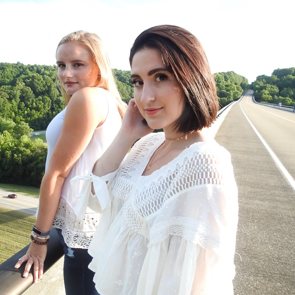 Meet your Posher, Kayla